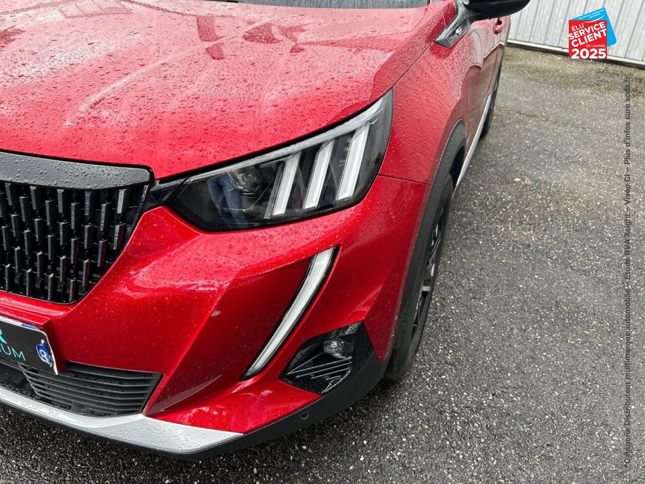 Véhicule d'occasion PEUGEOT 2008 1.2 PURETECH 130CH SS GT EAT8 chez Peugeot Charleville