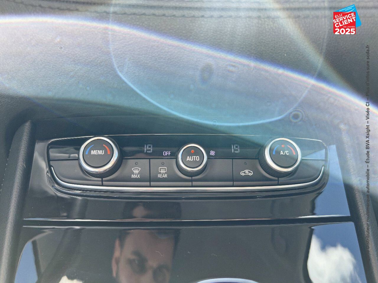 Véhicule d'occasion OPEL GRANDLAND X 1.2 TURBO 130CH BUSINESS EDITION BVA chez Hyundai Epernay