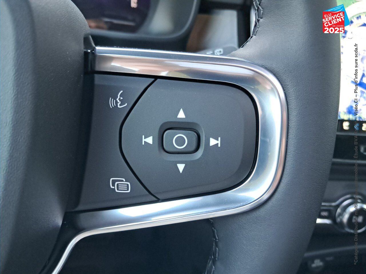 Véhicule d'occasion VOLVO XC40 RECHARGE EXTENDED RANGE 252CH ULTIMATE chez Volvo Chalons