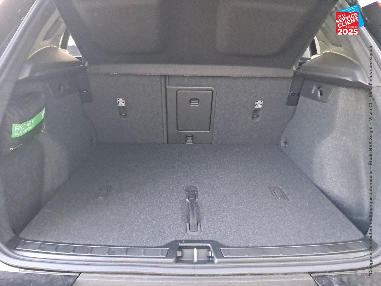 Véhicule d'occasion VOLVO XC40 RECHARGE EXTENDED RANGE 252CH ULTIMATE chez Volvo Chalons