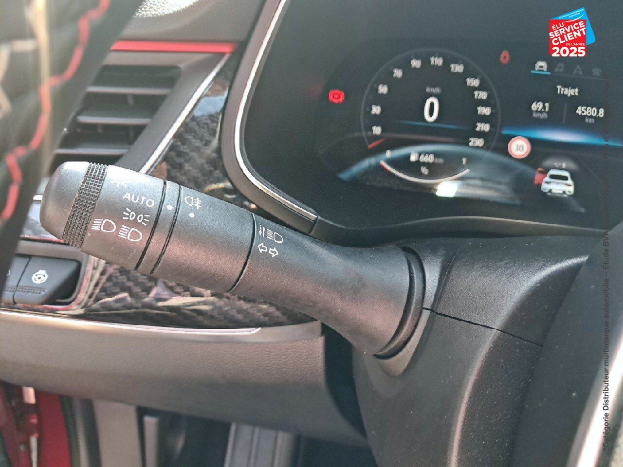Véhicule d'occasion RENAULT ARKANA 1.3 TCE MILD HYBRID 160CH RS LINE EDC -22 chez Renault Sélestat