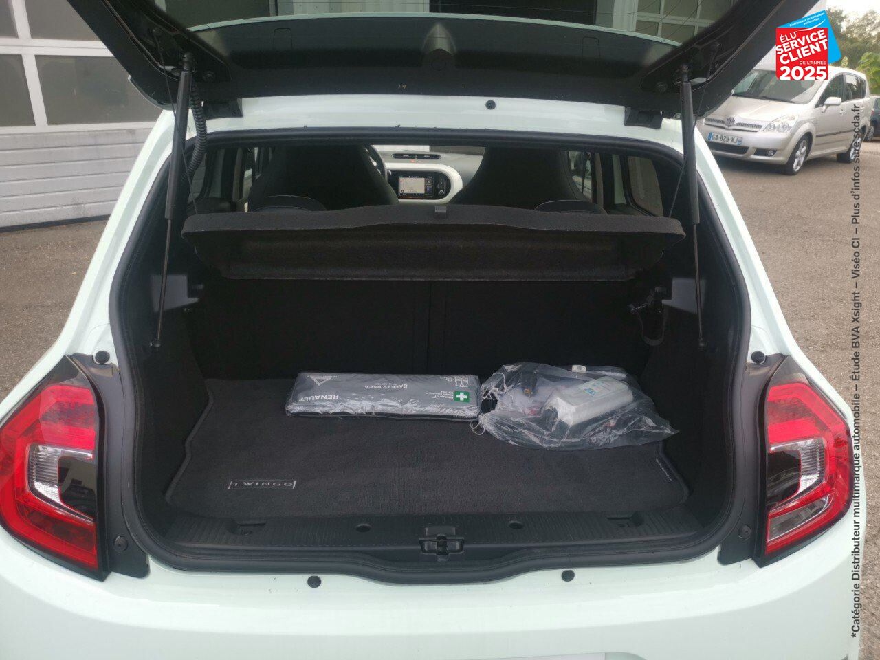 Véhicule d'occasion RENAULT TWINGO ELECTRIC INTENS R80 ACHAT INTEGRAL 3CV chez Renault Colmar