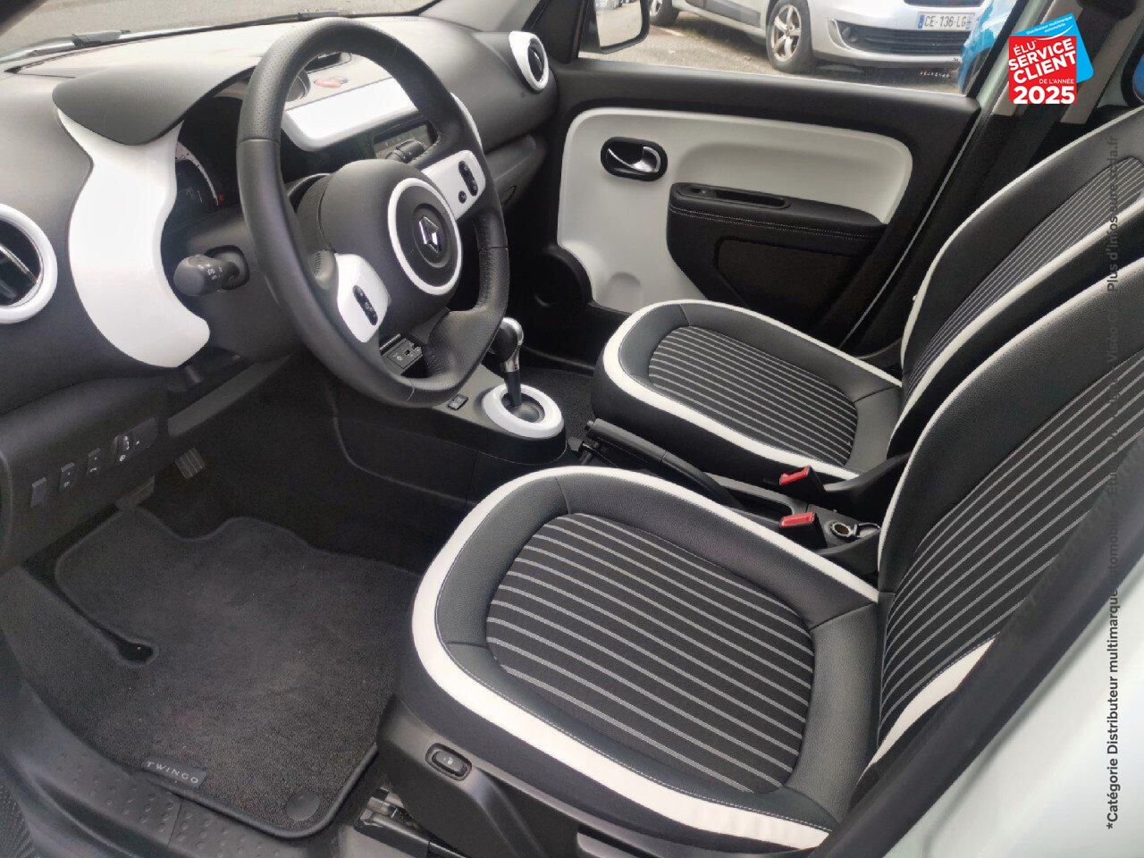 Véhicule d'occasion RENAULT TWINGO ELECTRIC INTENS R80 ACHAT INTEGRAL 3CV chez Renault Colmar