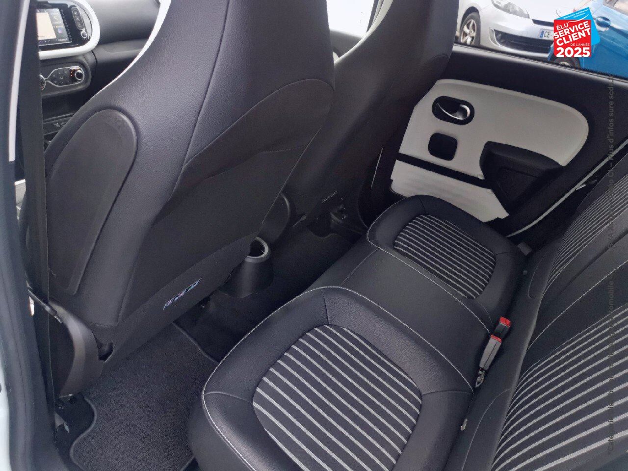 Véhicule d'occasion RENAULT TWINGO ELECTRIC INTENS R80 ACHAT INTEGRAL 3CV chez Renault Colmar