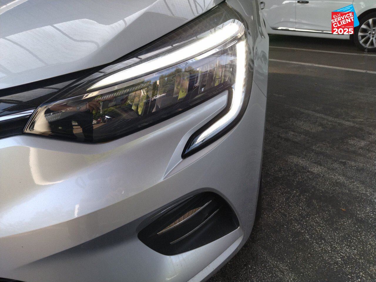 Véhicule d'occasion RENAULT CLIO 1.0 TCE 90CH TECHNO chez Renault Sélestat