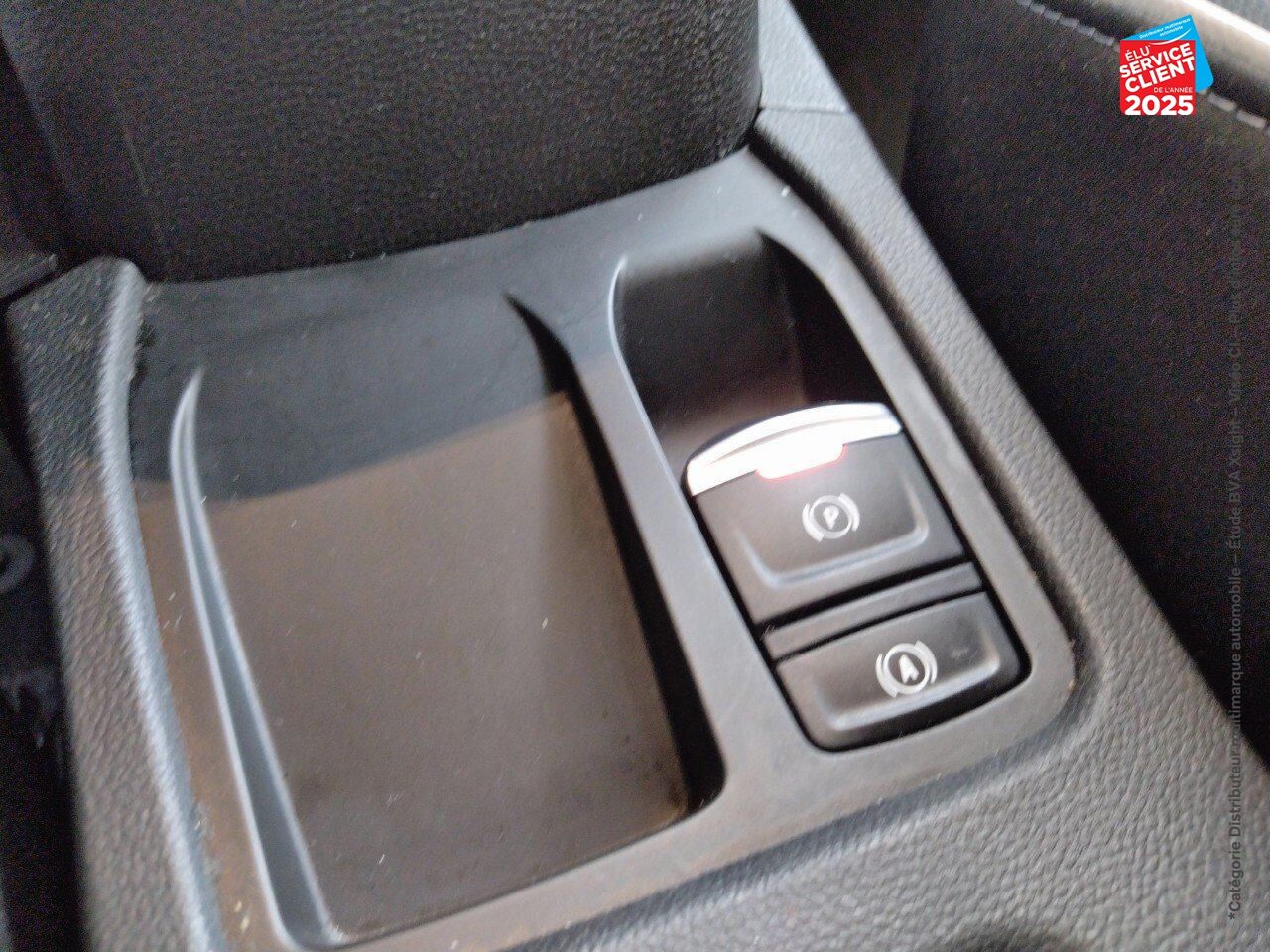 Véhicule d'occasion RENAULT CLIO 1.0 TCE 90CH TECHNO chez Renault Sélestat