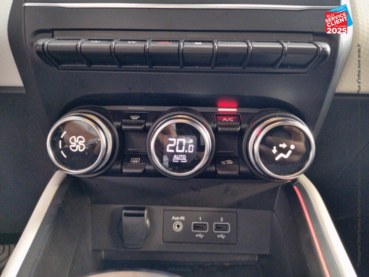 Véhicule d'occasion RENAULT CLIO 1.0 TCE 90CH TECHNO chez Renault Sélestat