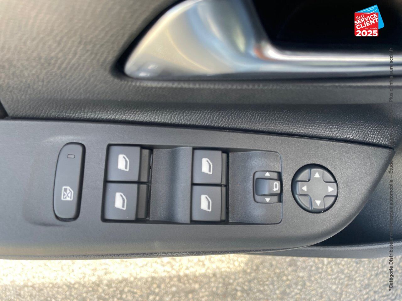 Véhicule d'occasion OPEL CORSA 1.2 75CH chez Toyota Thionville