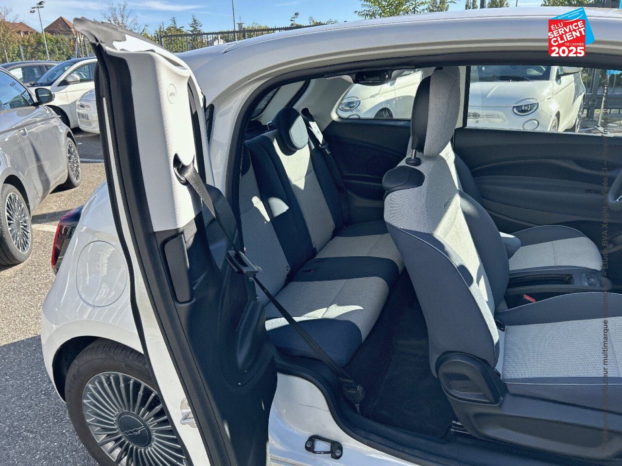 Véhicule d'occasion FIAT 500 3+1 E 118CH ICONE chez Fiat Belfort