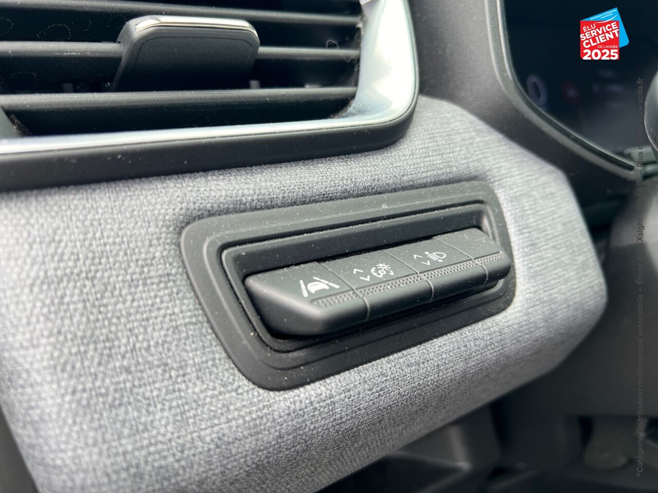 Véhicule d'occasion RENAULT CLIO 1.0 ECO-G 100CH EVOLUTION - 24 chez Opel Verdun