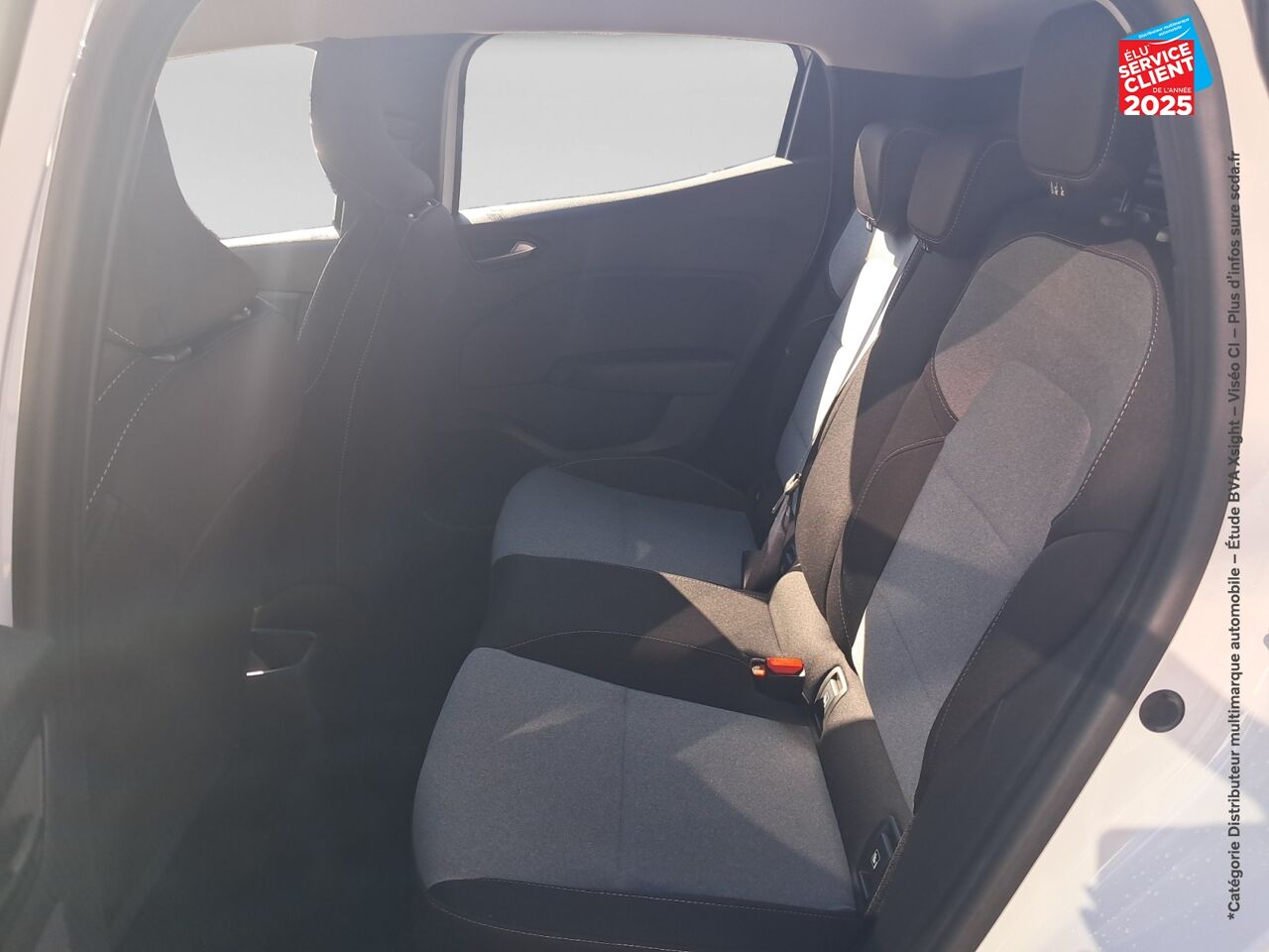 Véhicule d'occasion RENAULT CLIO 1.0 TCE 90CH EVOLUTION RADAR AR chez HESS Automobile