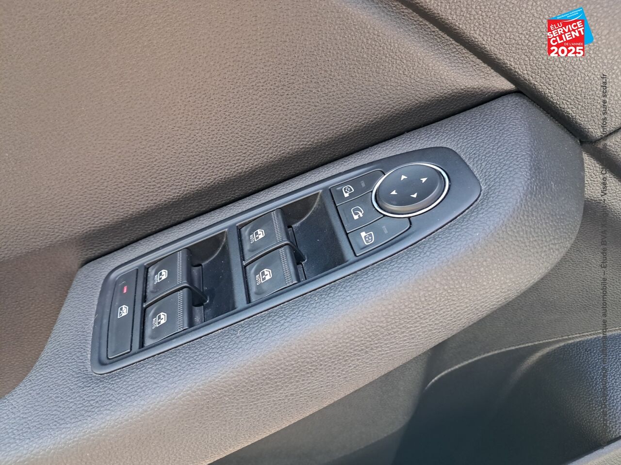 Véhicule d'occasion RENAULT CLIO 1.0 TCE 90CH EVOLUTION RADAR AR chez Renault Sélestat