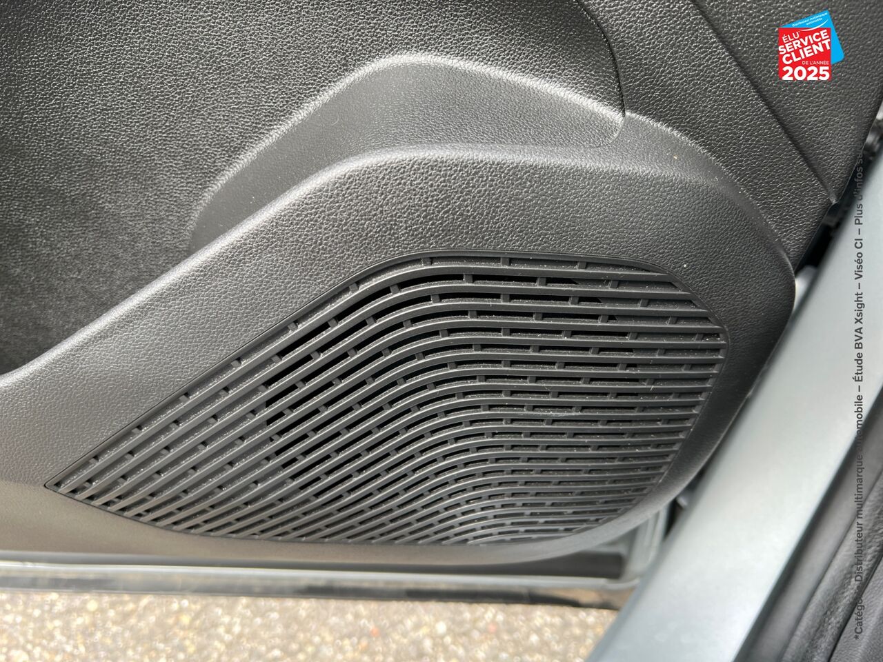 Véhicule d'occasion RENAULT CAPTUR 1.6 E-TECH HYBRIDE 145CH EVOLUTION GPS chez Hyundai Epernay