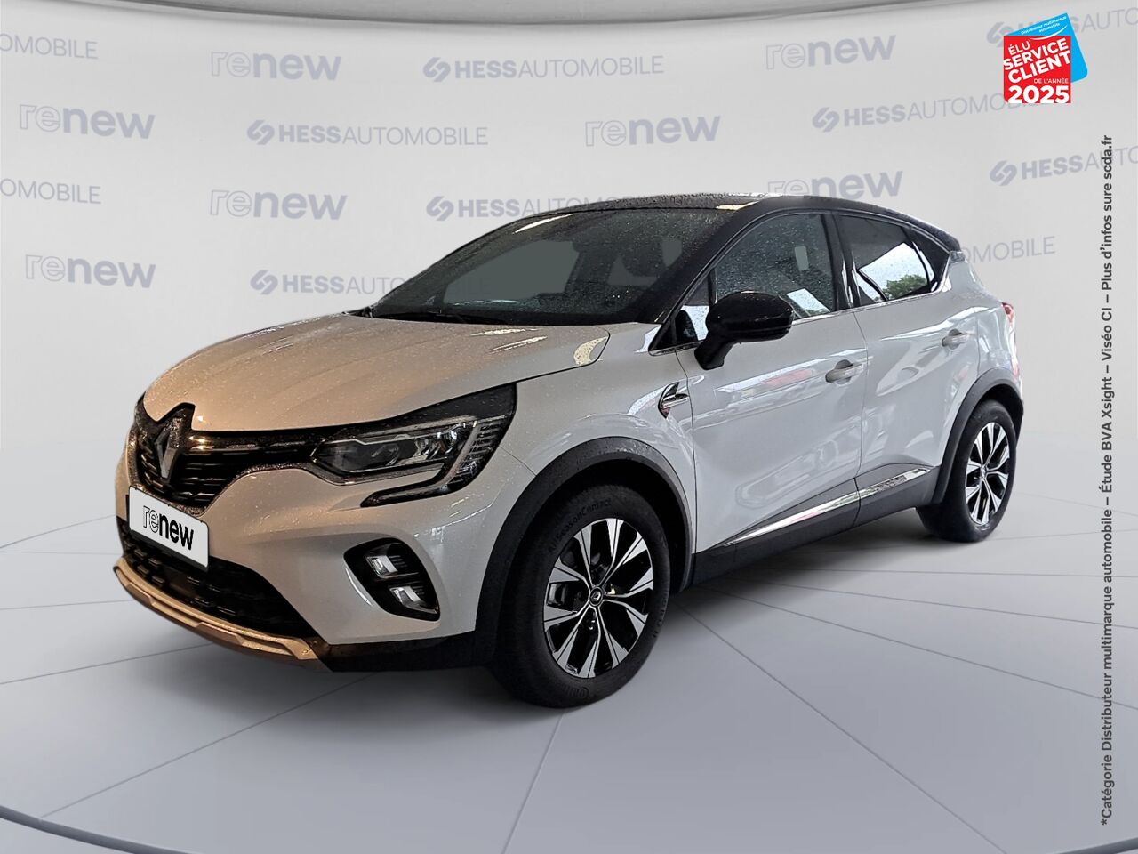 Véhicule d'occasion RENAULT CAPTUR 1.6 E-TECH HYBRIDE 145CH TECHNO chez Toyota Saint Dizier