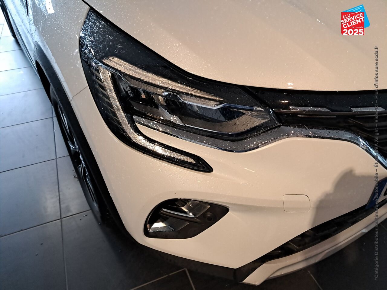 Véhicule d'occasion RENAULT CAPTUR 1.6 E-TECH HYBRIDE 145CH TECHNO chez Toyota Saint Dizier