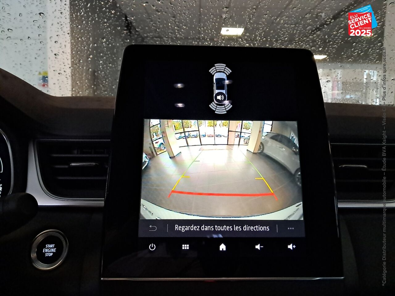 Véhicule d'occasion RENAULT CAPTUR 1.6 E-TECH HYBRIDE 145CH TECHNO chez Toyota Saint Dizier
