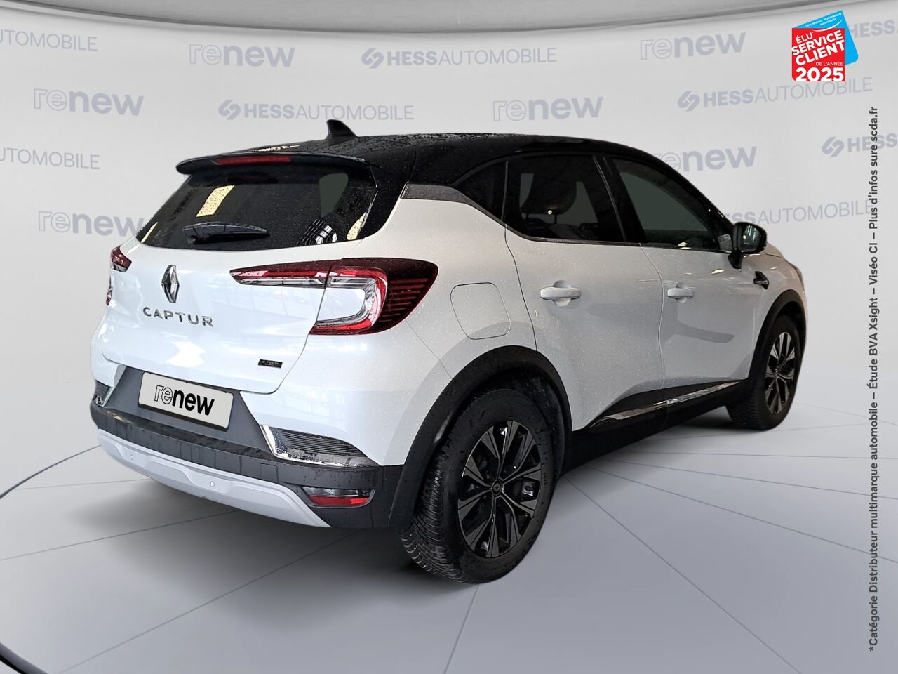 Véhicule d'occasion RENAULT CAPTUR 1.6 E-TECH HYBRIDE 145CH TECHNO chez Toyota Saint Dizier