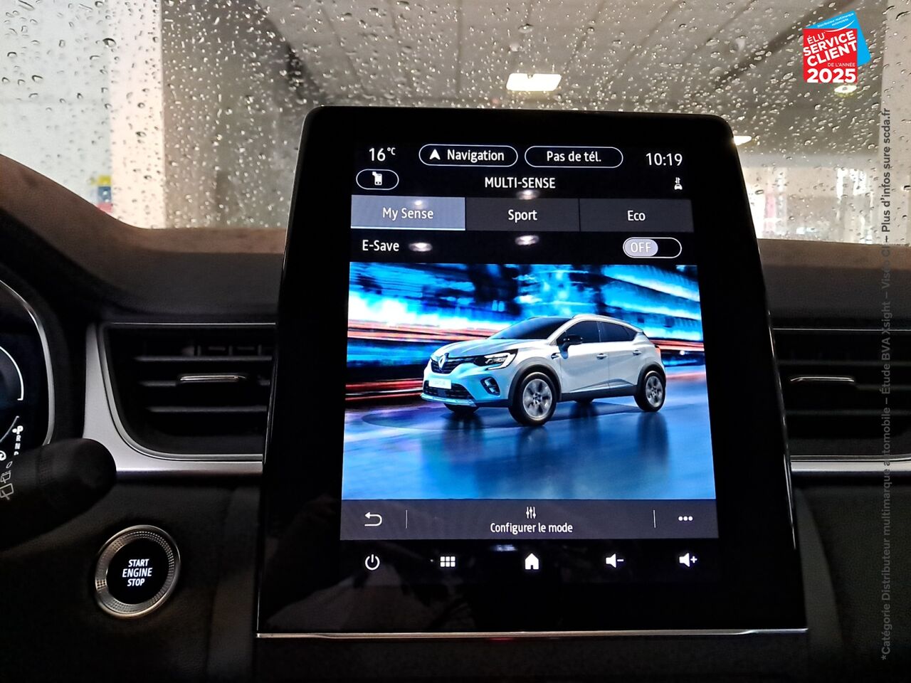 Véhicule d'occasion RENAULT CAPTUR 1.6 E-TECH HYBRIDE 145CH TECHNO chez Toyota Saint Dizier