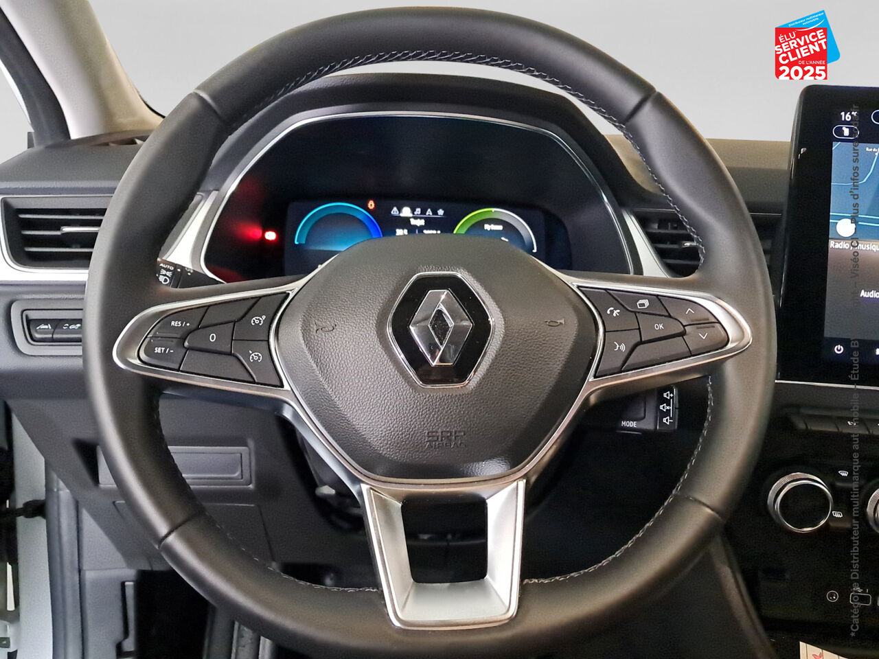 Véhicule d'occasion RENAULT CAPTUR 1.6 E-TECH HYBRIDE 145CH TECHNO chez Toyota Saint Dizier