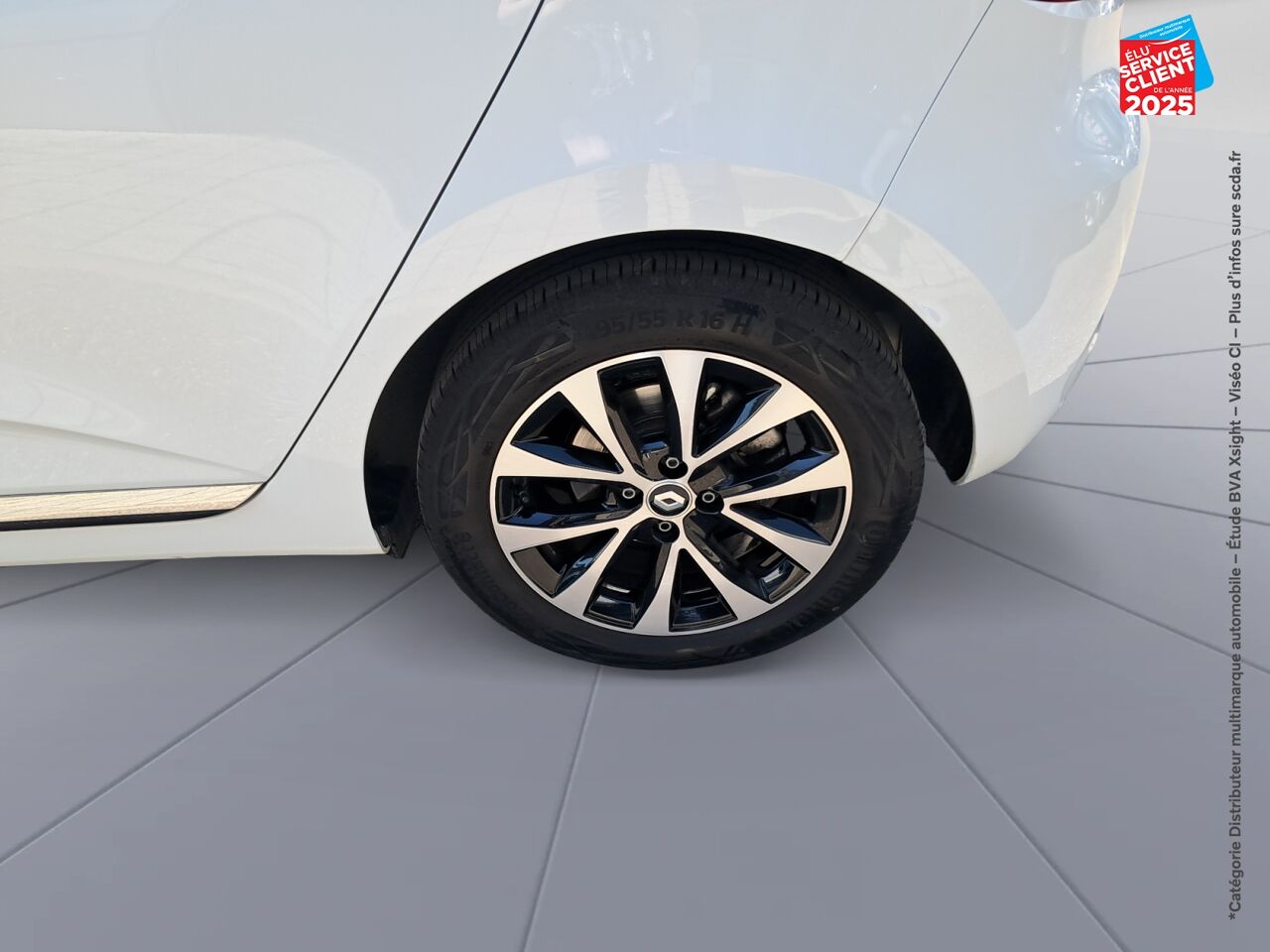 Véhicule d'occasion RENAULT CLIO 1.3 TCE 140CH TECHNO CAMERA GPS chez Renault Sélestat