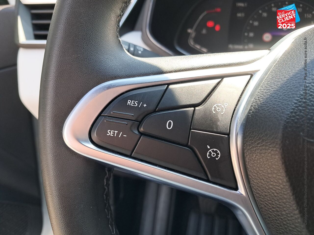 Véhicule d'occasion RENAULT CLIO 1.3 TCE 140CH TECHNO CAMERA GPS chez Renault Sélestat