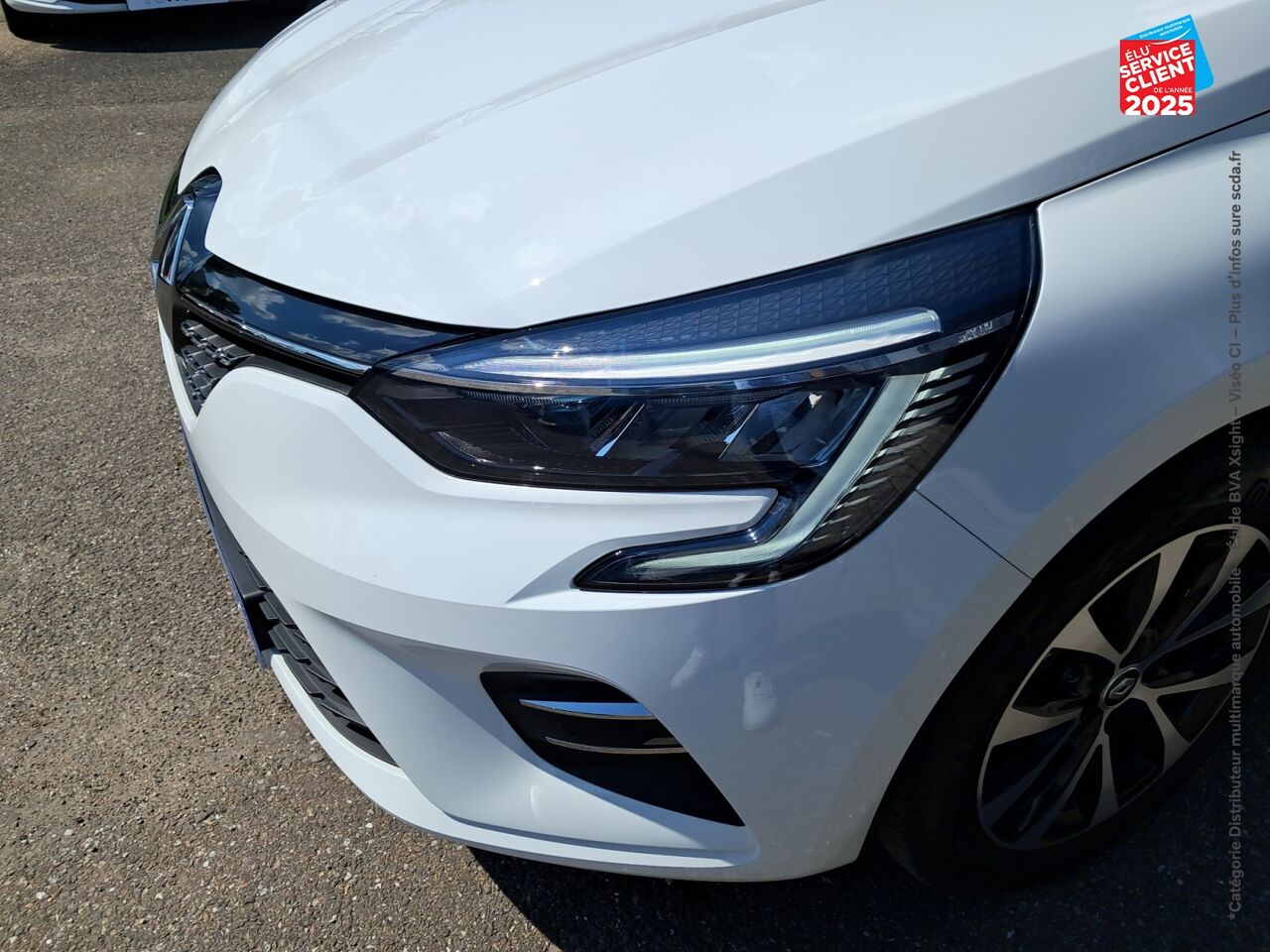 Véhicule d'occasion RENAULT CLIO 1.3 TCE 140CH TECHNO CAMERA GPS chez Renault Sélestat
