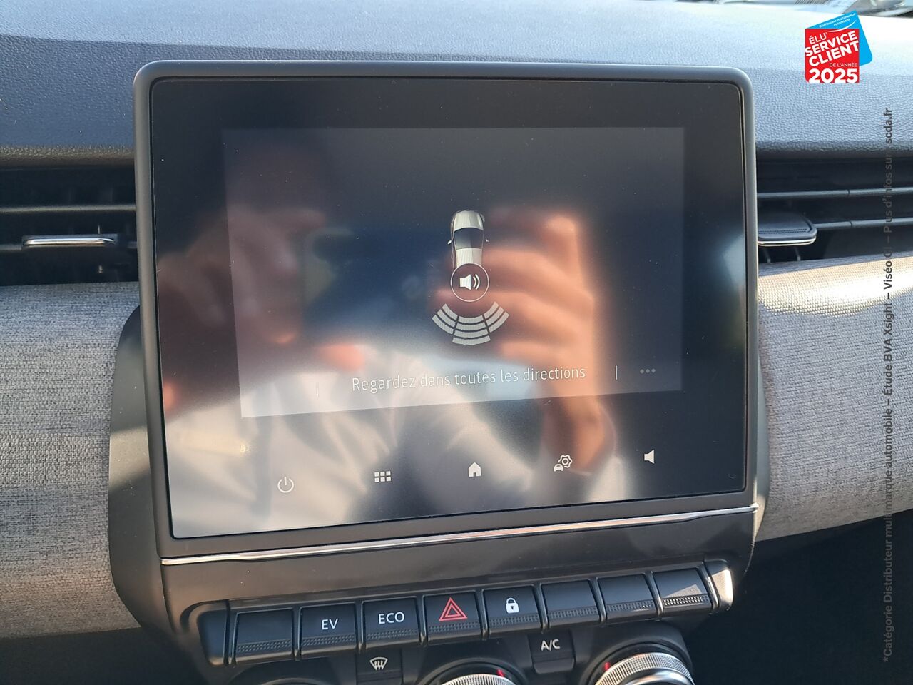 Véhicule d'occasion RENAULT CLIO 1.6 E-TECH 145CH FULL HYBRID EVOLUTION RADAR AR chez Renault Colmar