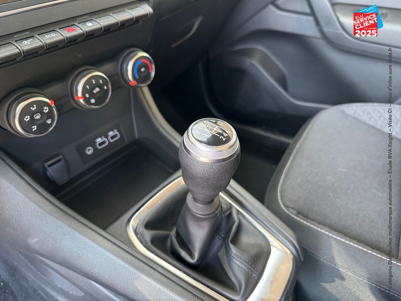 Véhicule d'occasion RENAULT CAPTUR 1.0 TCE 90CH EVOLUTION GPS chez Hyundai Epernay