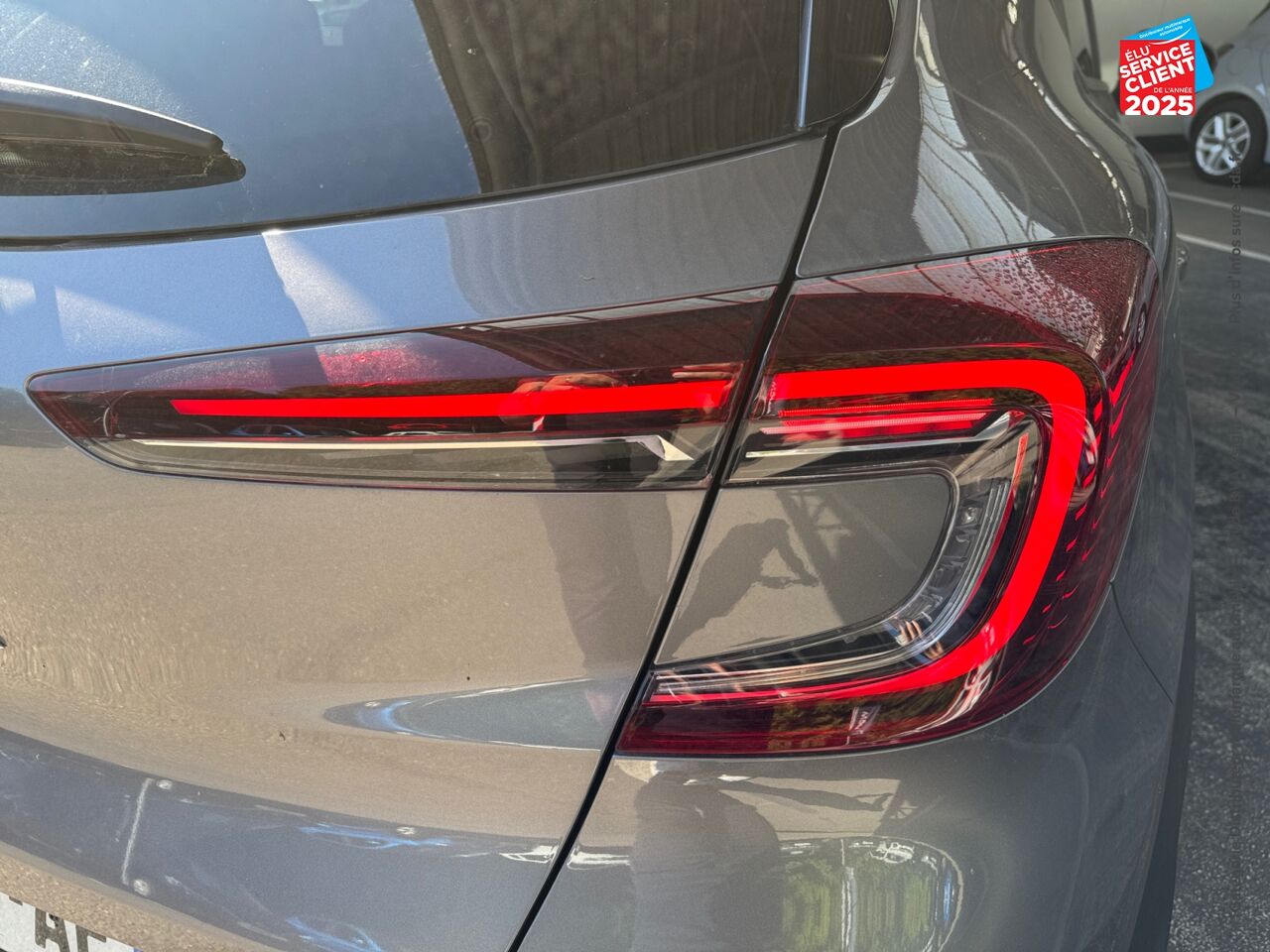 Véhicule d'occasion RENAULT CAPTUR 1.0 TCE 90CH EVOLUTION GPS chez Hyundai Epernay