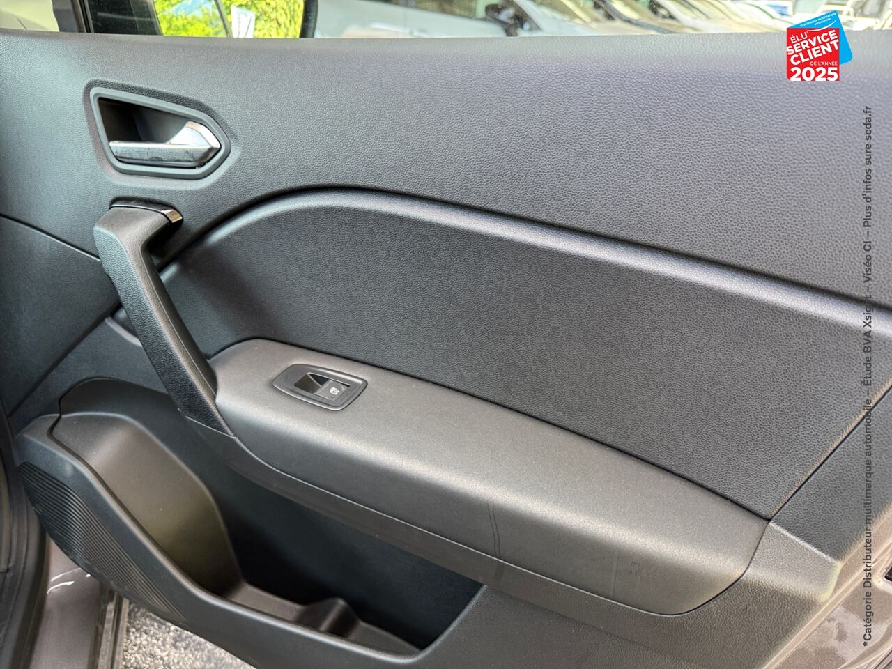 Véhicule d'occasion RENAULT CAPTUR 1.0 TCE 90CH EVOLUTION GPS chez Hyundai Epernay