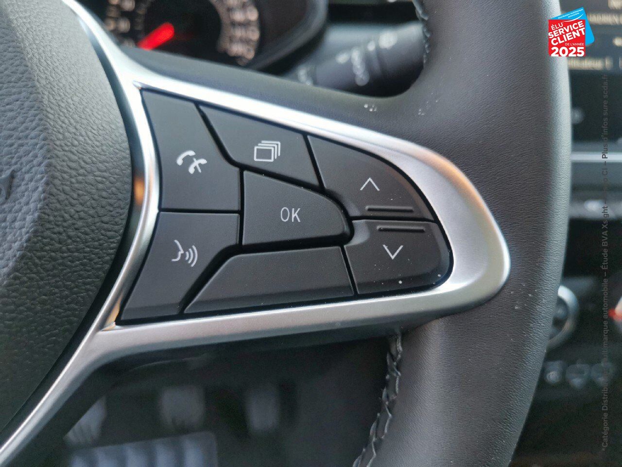 Véhicule d'occasion RENAULT CLIO 1.0 TCE 90CH EQUILIBRE chez Renault Sélestat