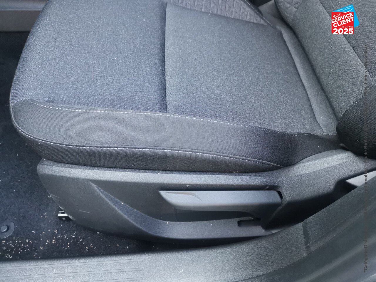 Véhicule d'occasion RENAULT CLIO 1.0 TCE 90CH EQUILIBRE chez Renault Sélestat