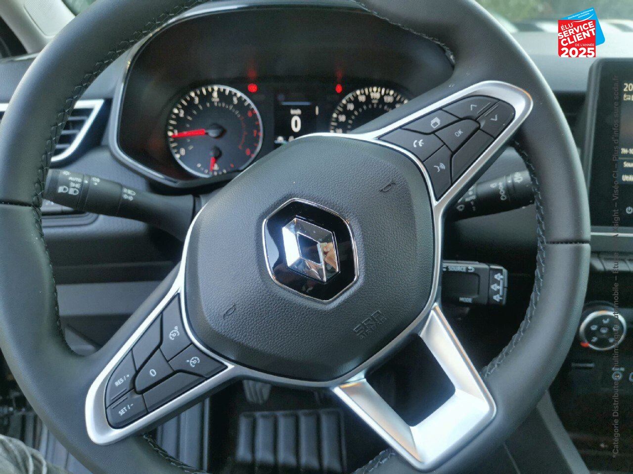 Véhicule d'occasion RENAULT CLIO 1.0 TCE 90CH EQUILIBRE chez Renault Sélestat