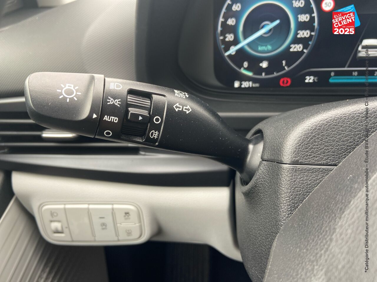 Véhicule d'occasion HYUNDAI I20 1.0 T-GDI 100CH HYBRID INTUITIVE DCT-7 chez Nissan Strasbourg