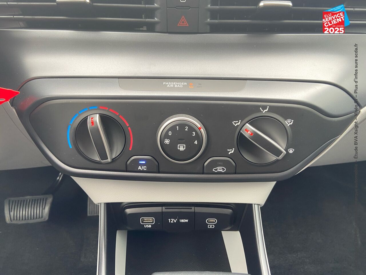 Véhicule d'occasion HYUNDAI I20 1.0 T-GDI 100CH HYBRID INTUITIVE DCT-7 chez Nissan Strasbourg