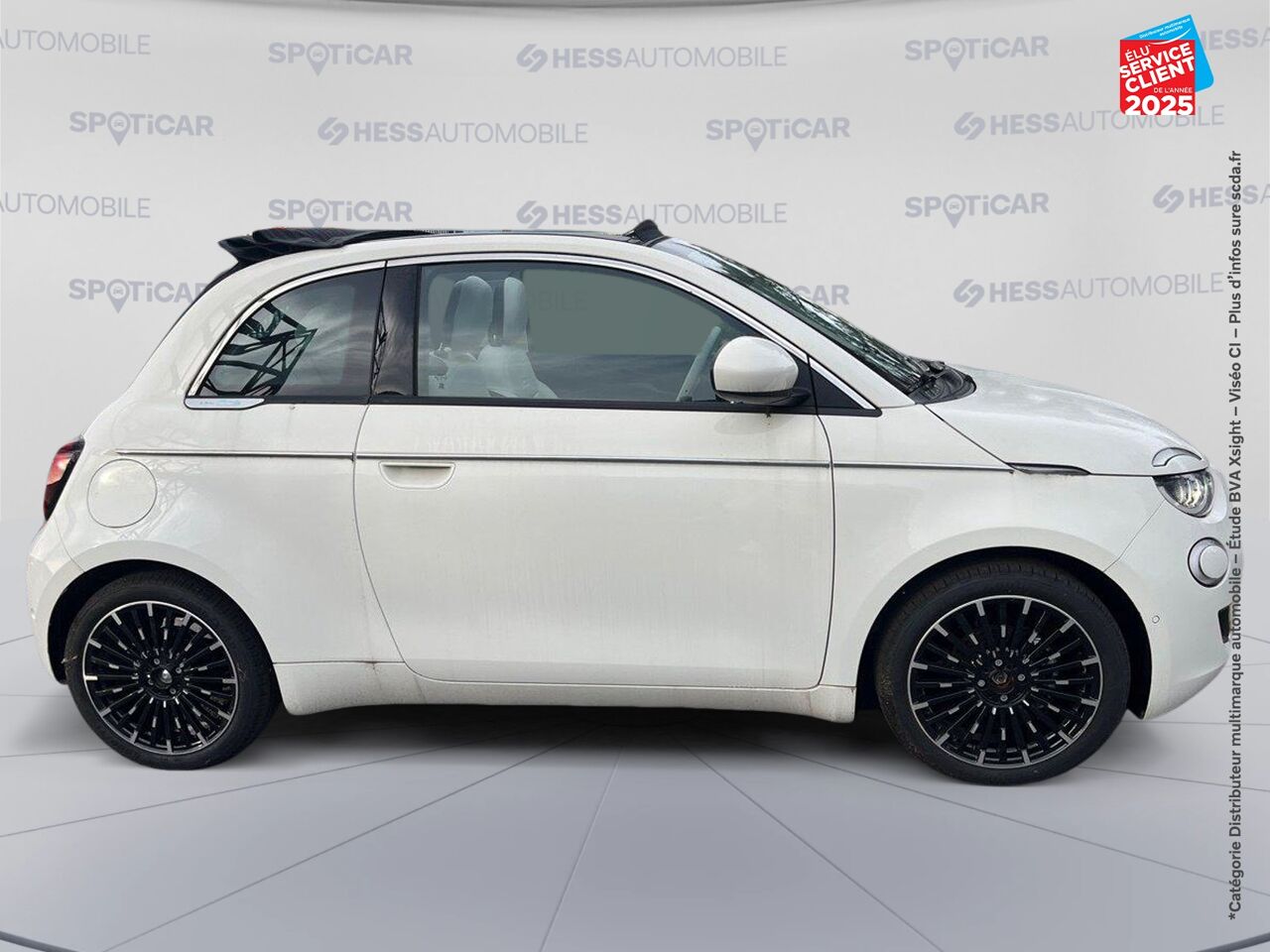 Véhicule d'occasion FIAT 500C E 95CH LA PRIMA MY23 chez Toyota Thionville