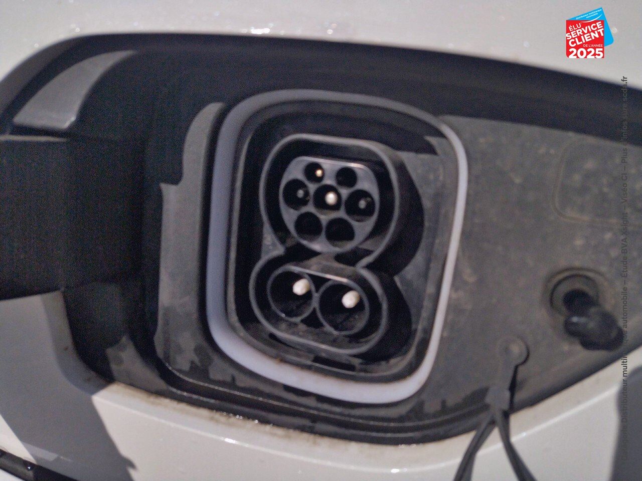 Véhicule d'occasion HYUNDAI KONA ELECTRIC 39KWH - 136CH INTUITIVE chez Hyundai Epernay