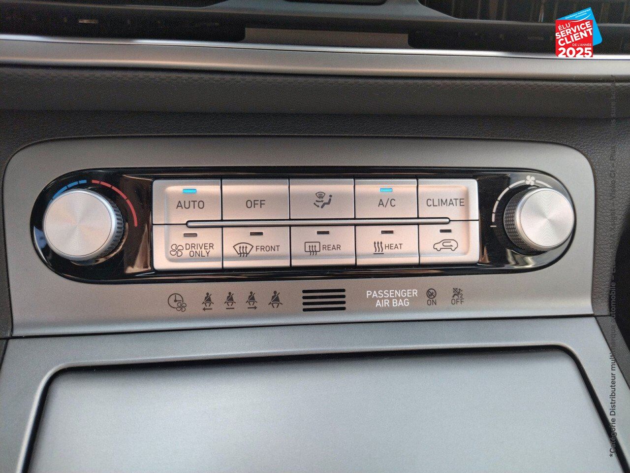 Véhicule d'occasion HYUNDAI KONA ELECTRIC 39KWH - 136CH INTUITIVE chez Hyundai Epernay