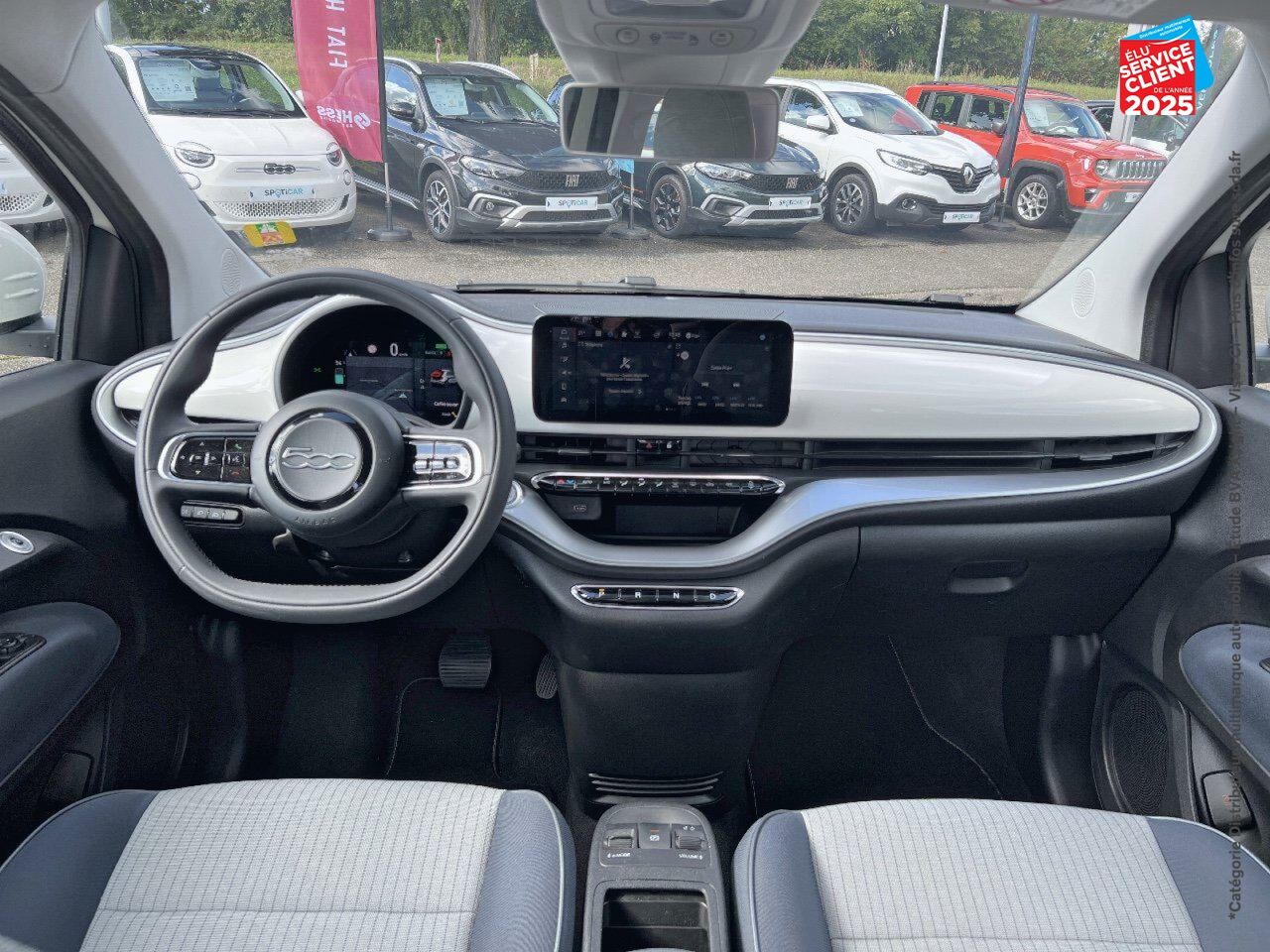Véhicule d'occasion FIAT 500 E 118CH ICONE chez Toyota Verdun