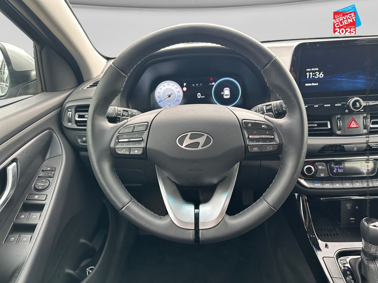 Véhicule d'occasion HYUNDAI I30 SW 1.0 T-GDI 100CH CREATIVE DCT-7 chez HESS Automobile