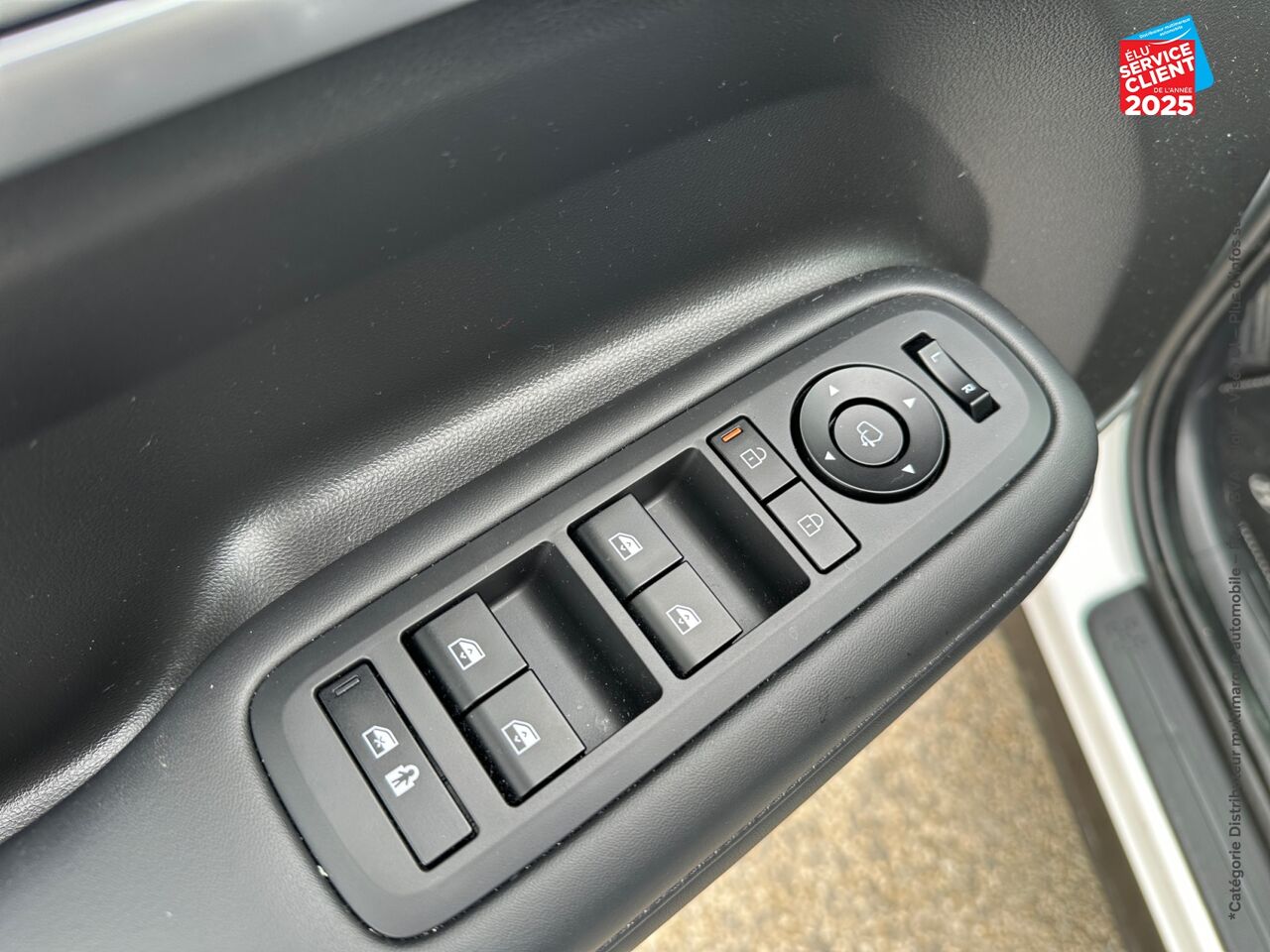 Véhicule d'occasion HYUNDAI SANTA FE 1.6 T-GDI 253CH PHEV EXECUTIVE chez Nissan Belfort