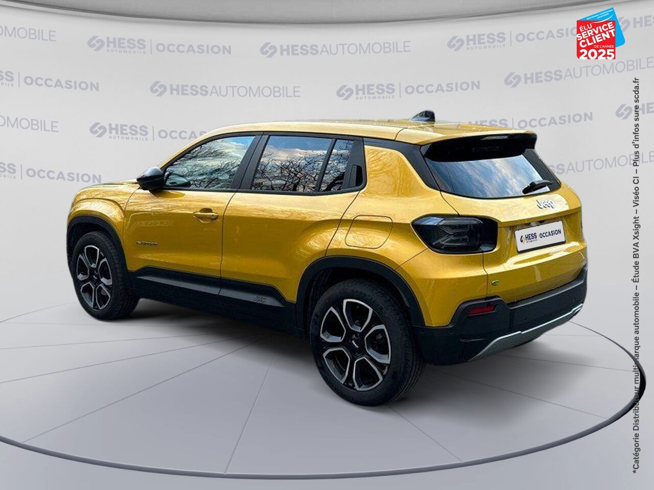 Véhicule d'occasion JEEP AVENGER 1.2 TURBO T3 100CH MHEV SUMMIT BVR6 chez Renault Saint-Louis