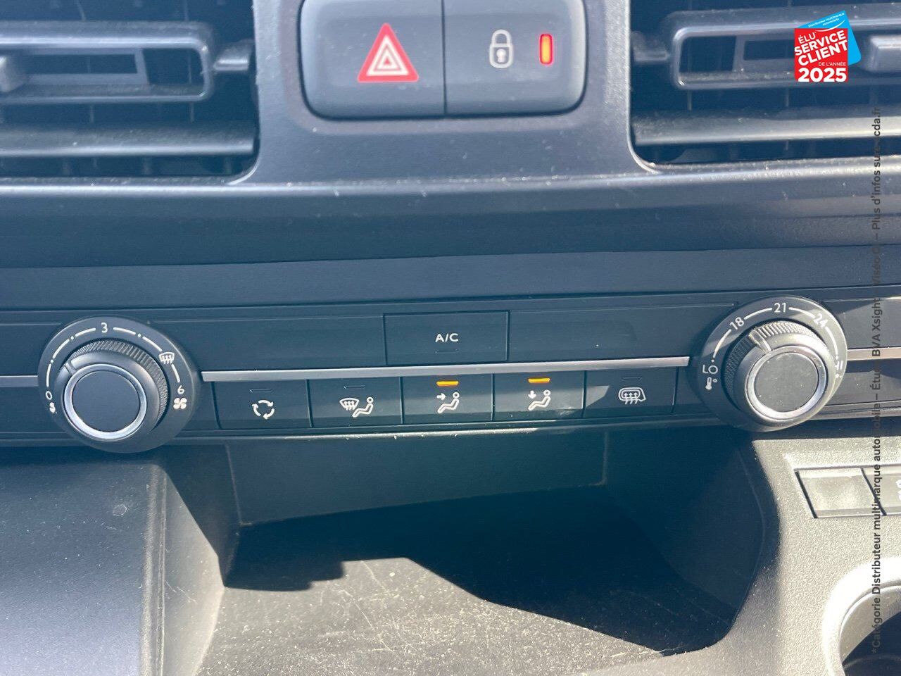 Véhicule d'occasion OPEL COMBO CARGO L1H1 650KG 1.2 110CH SS chez Toyota Saint Dizier