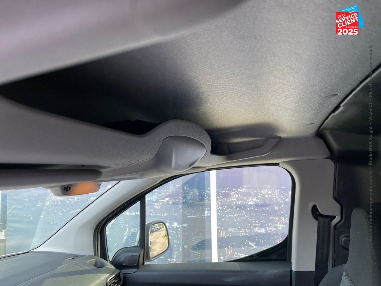 Véhicule d'occasion OPEL COMBO CARGO L1H1 650KG 1.2 110CH SS chez Toyota Saint Dizier