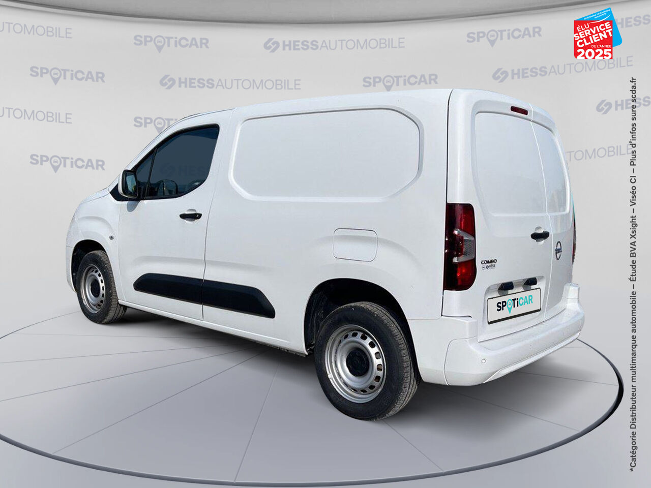 Véhicule d'occasion OPEL COMBO CARGO L1H1 650KG 1.2 110CH SS chez Toyota Saint Dizier