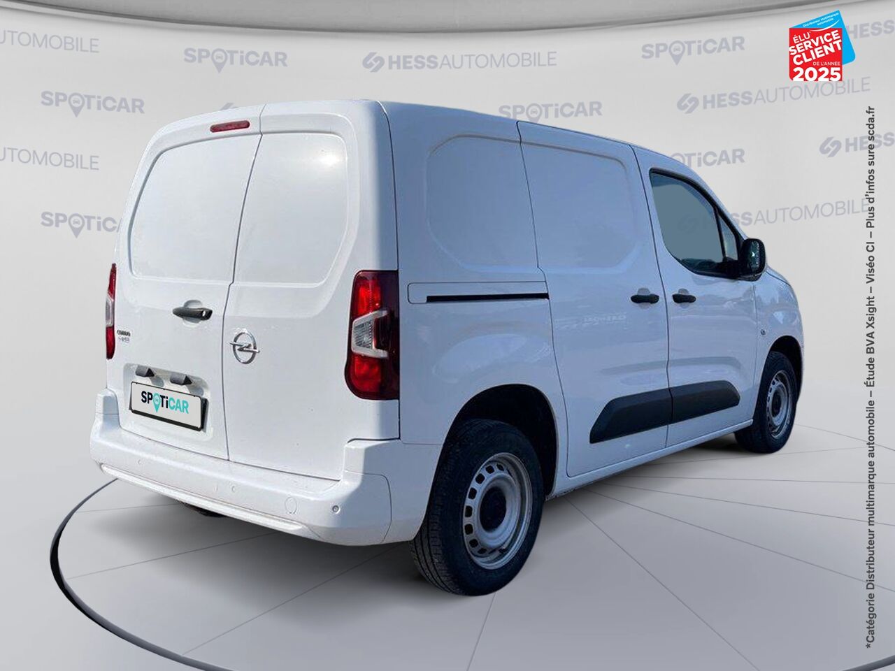 Véhicule d'occasion OPEL COMBO CARGO L1H1 650KG 1.2 110CH SS chez Toyota Saint Dizier