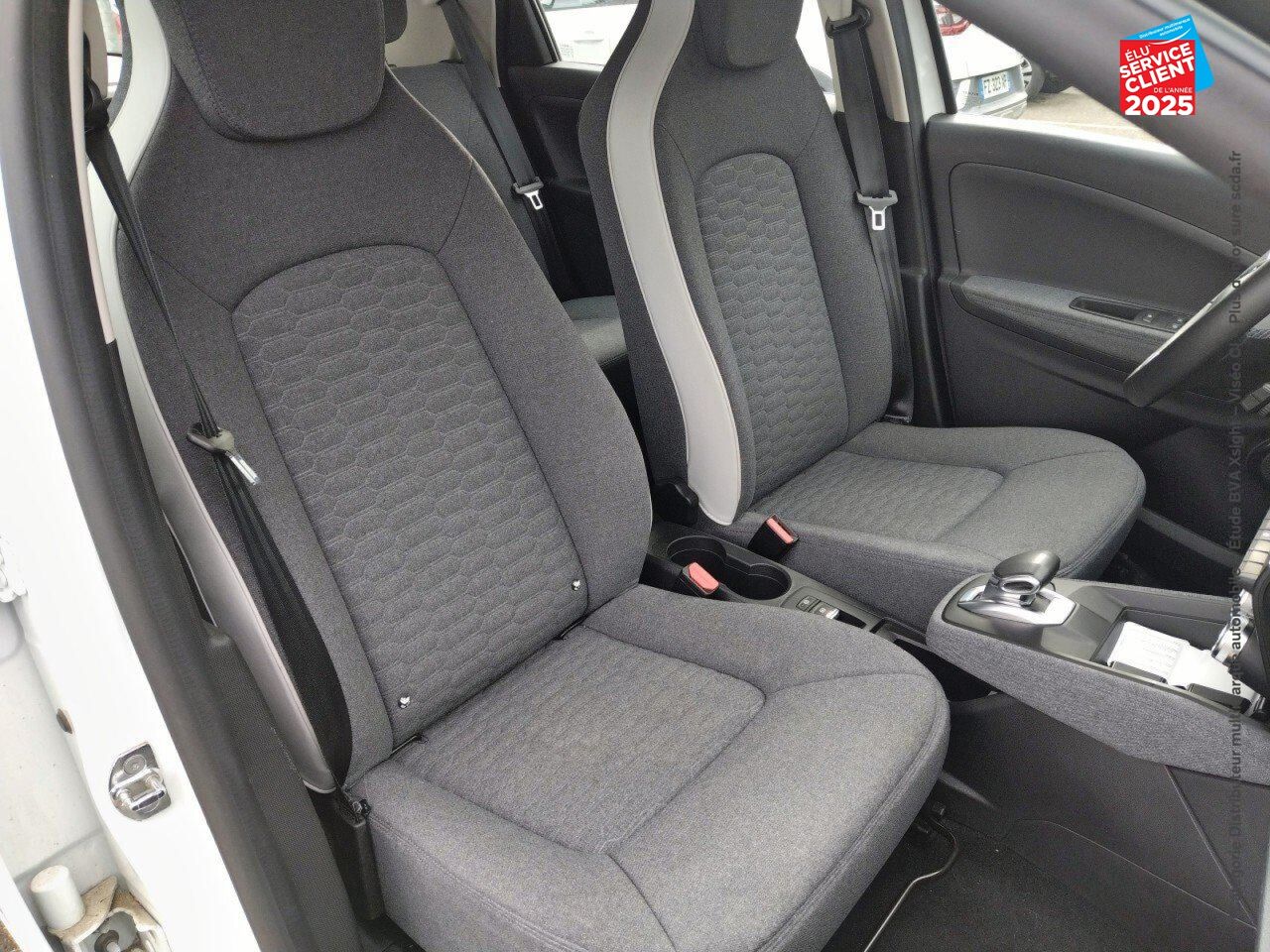 Véhicule d'occasion RENAULT ZOE ZEN CHARGE NORMALE R110 ACHAT INTEGRAL - 20 chez Renault Sélestat
