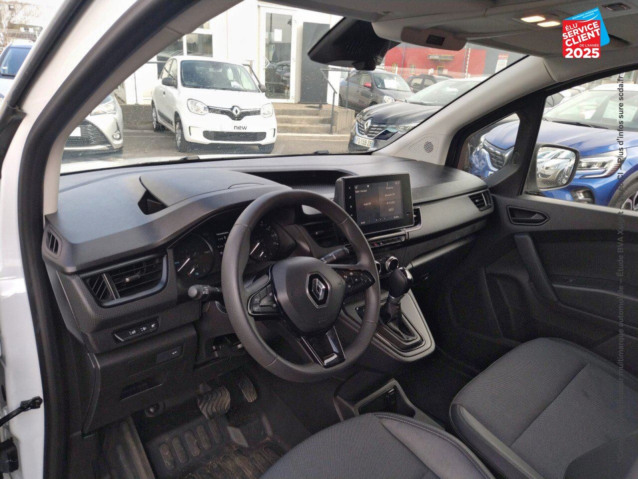 Véhicule d'occasion RENAULT KANGOO VAN L1 E-TECH EV45 DC 80KW GRAND CONFORT chez Renault Colmar