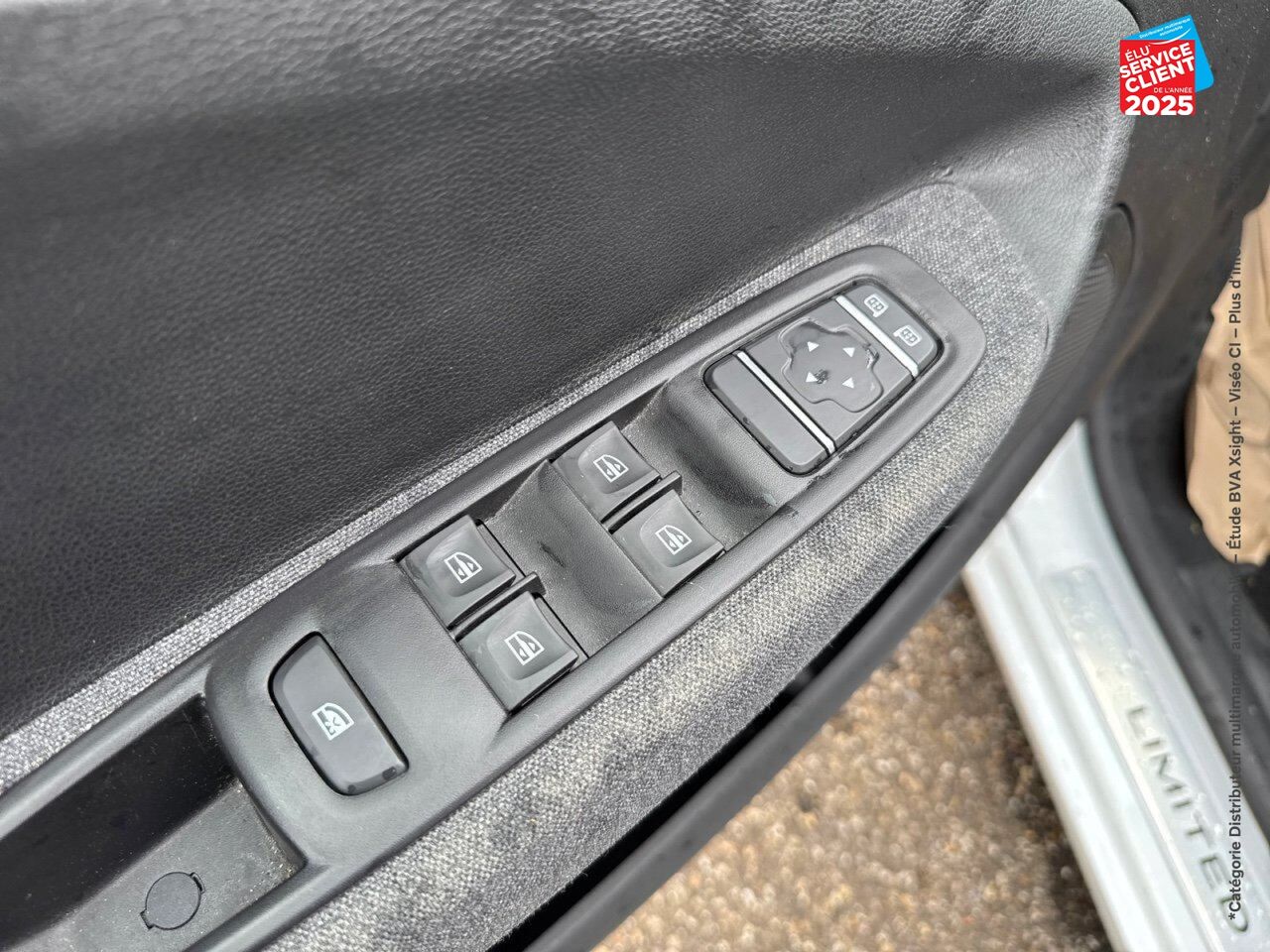 Véhicule d'occasion RENAULT ZOE E-TECH LIMITED CHARGE NORMALE R110 ACHAT INTEGRAL chez Renault Saint-Louis
