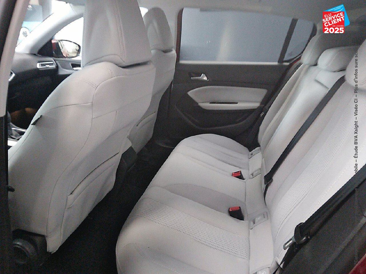 Véhicule d'occasion PEUGEOT 308 1.2 PURETECH 130CH ALLURE S/S EAT6 5P GPS CAMERA chez Toyota Bar le Duc